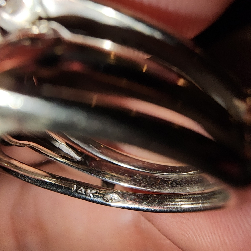 Diamond ring size 6 - Picture 6 of 7